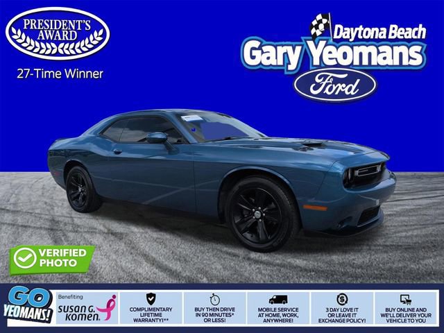 Used 2020 Dodge Challenger SXT w/ Driver Convenience Group image 7