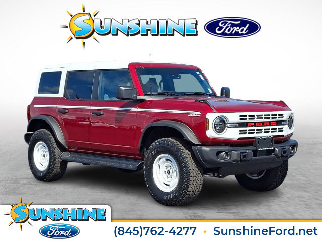 Certified 2025 Ford Bronco Heritage Edition AWD/4WD image 1
