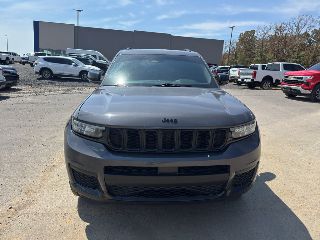 Used 2023 Jeep Grand Cherokee L Laredo AWD/4WD image 2