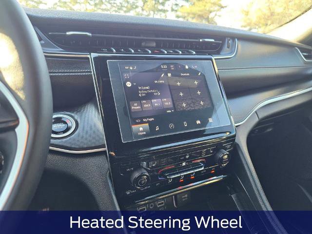 Used 2024 Jeep Grand Cherokee L Altitude AWD/4WD image 22