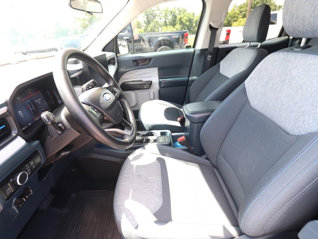 Certified 2025 Ford Maverick XLT w/ XLT Luxury Package AWD/4WD image 2