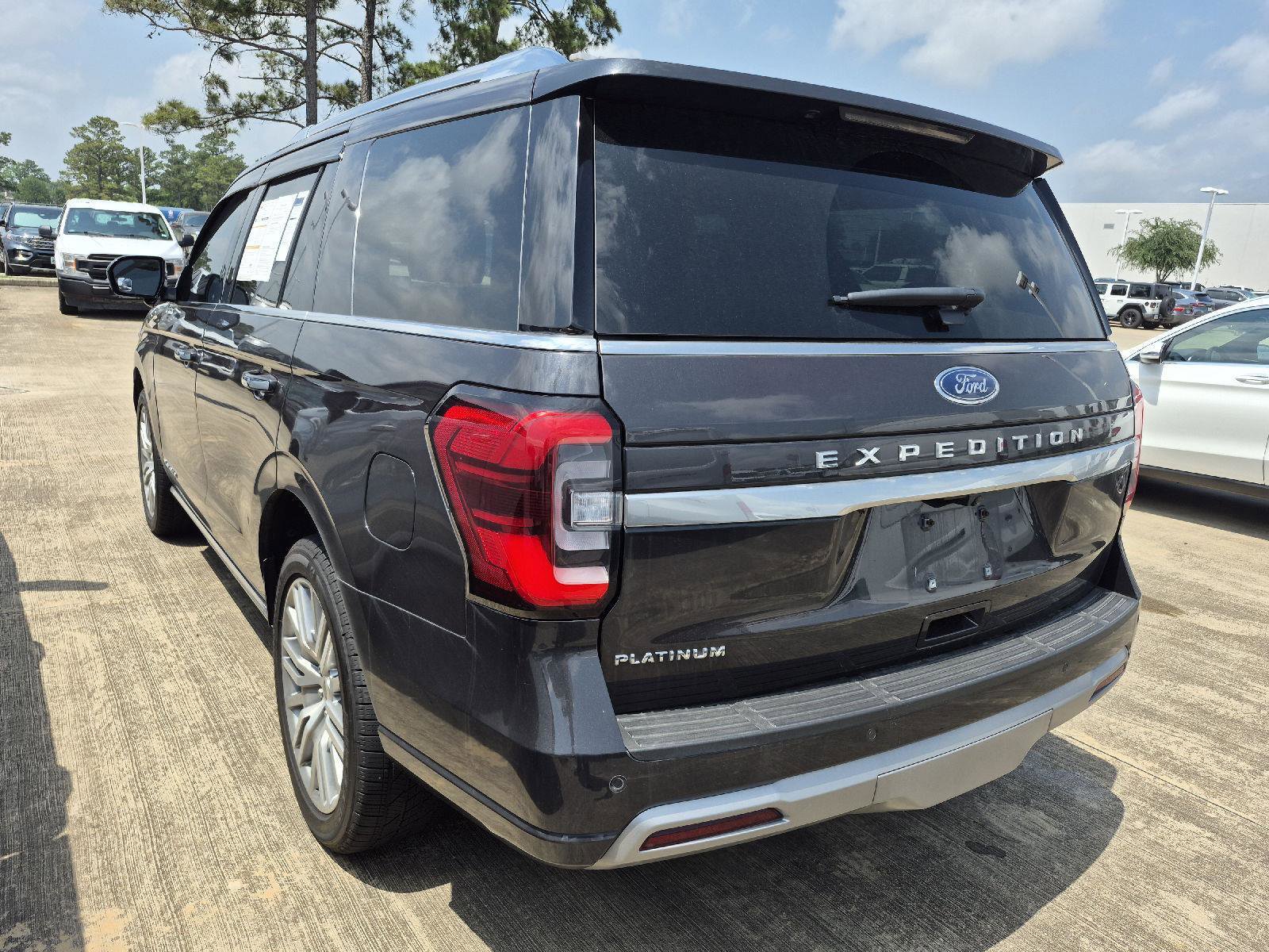 Certified 2023 Ford Expedition Platinum RWD image 4