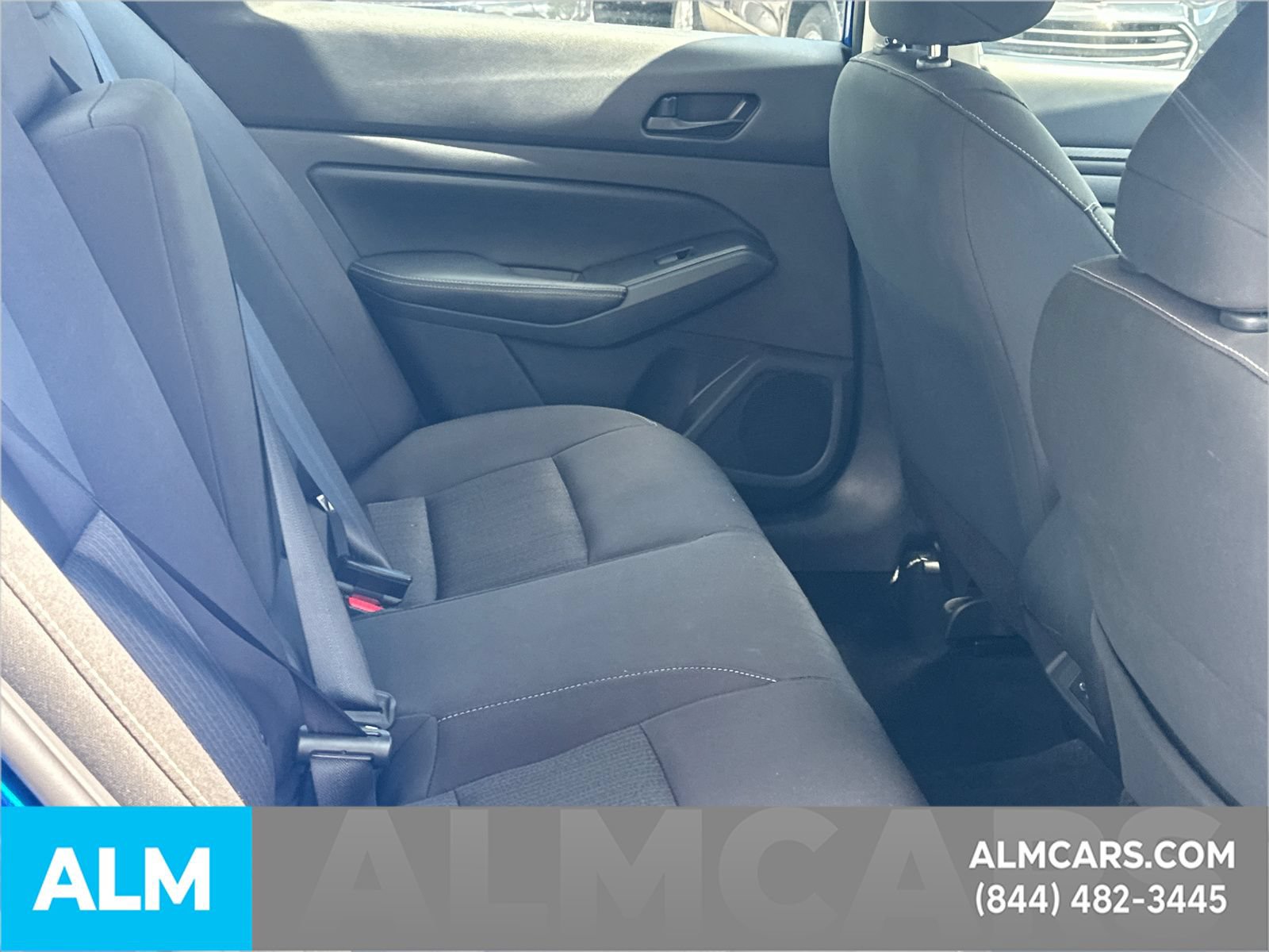 Used 2025 Nissan Altima 2.5 SV FWD image 30