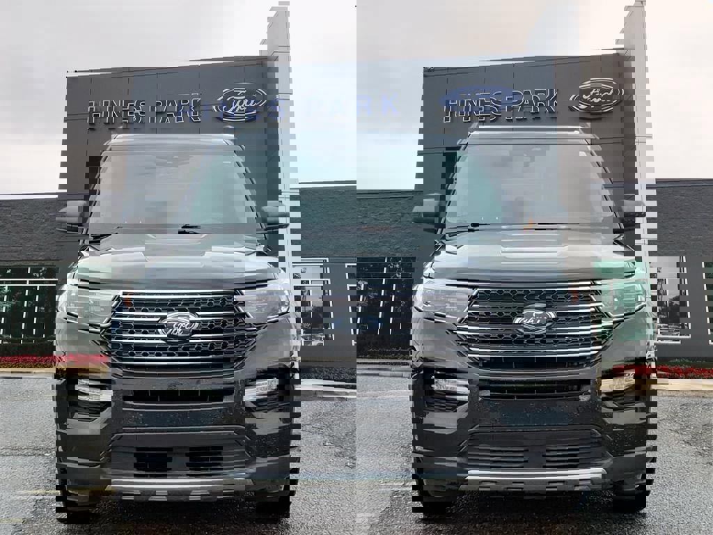 Certified 2023 Ford Explorer XLT w/ Equipment Group 202A image 2