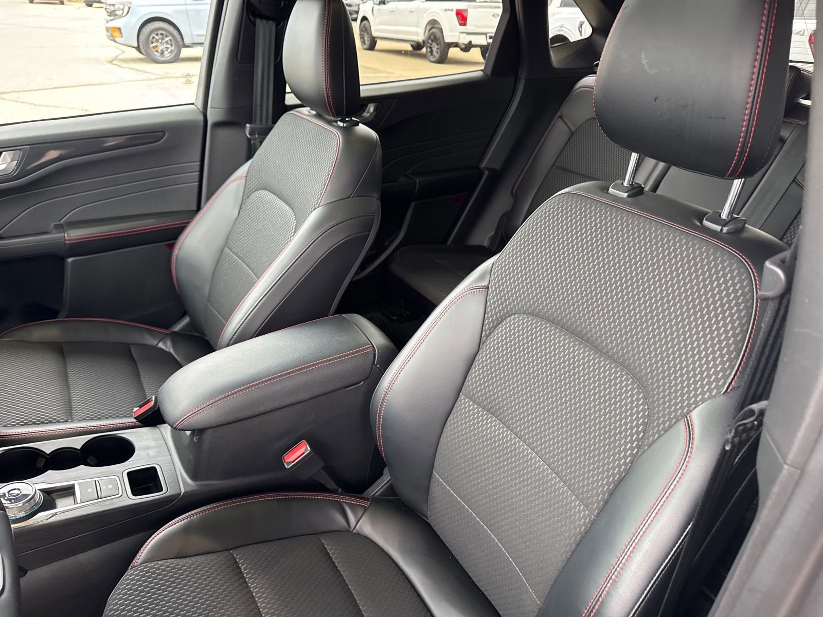 Certified 2023 Ford Escape ST-Line Select w/ Tech Pack #2 image 27