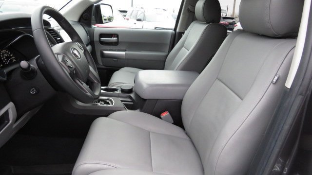 Used 2021 Toyota Sequoia Limited image 10