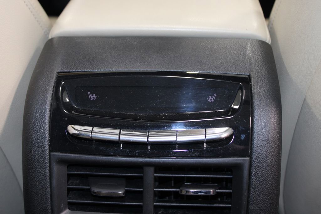 Used 2018 Cadillac XT5 Premium Luxury FWD image 33