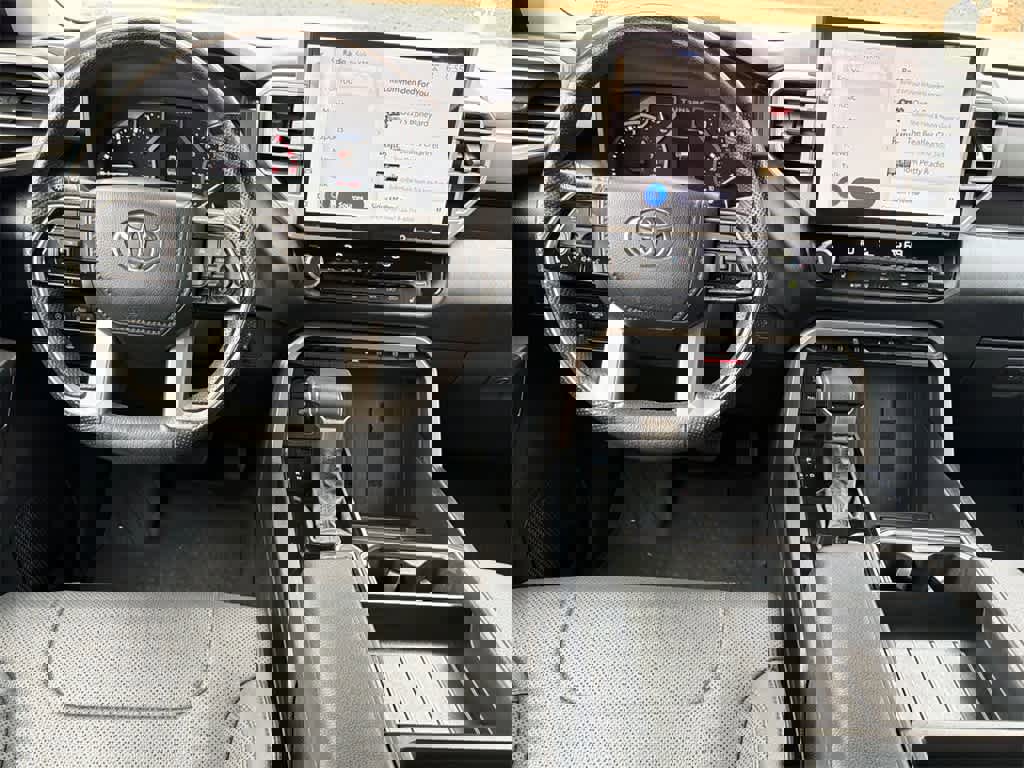 Used 2022 Toyota Tundra SR5 w/ SR5 Premium Package image 19