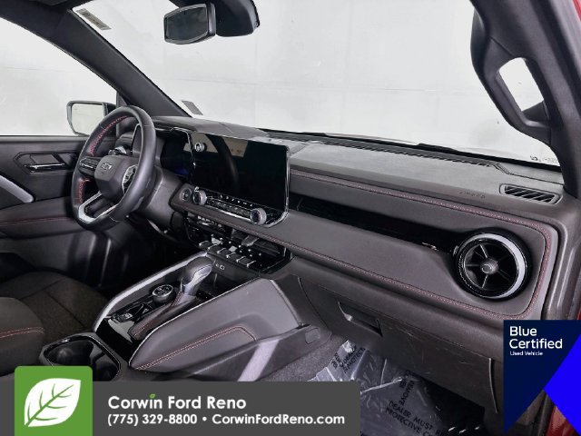 Used 2024 Chevrolet Colorado Z71 w/ Z71 Convenience Package 2 AWD/4WD image 33