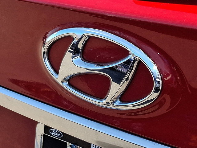 Used 2020 Hyundai Santa Fe SEL w/ Convenience + Premium Package AWD/4WD image 31