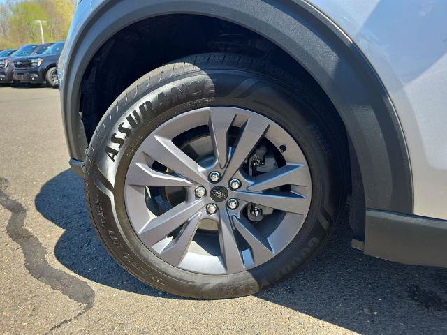 Certified 2022 Ford Explorer XLT w/ Equipment Group 202A AWD/4WD image 14