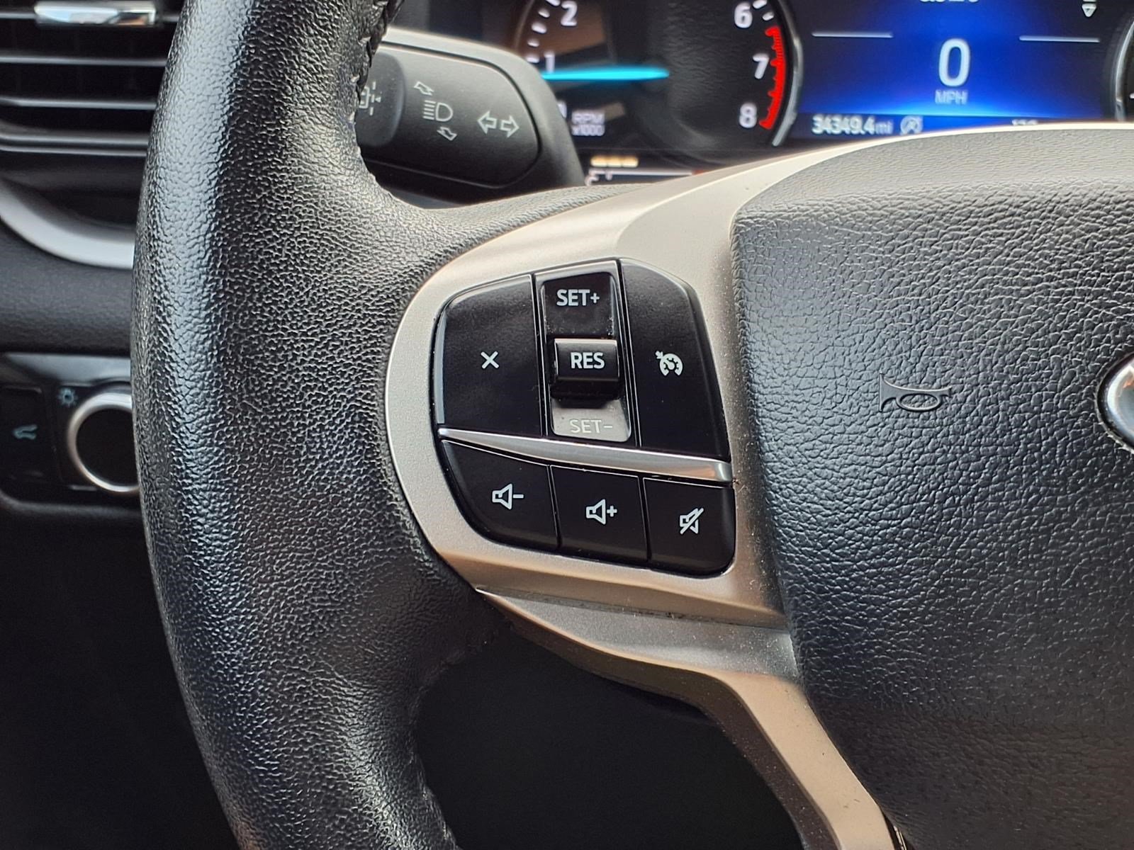 Certified 2024 Ford Explorer XLT RWD image 24