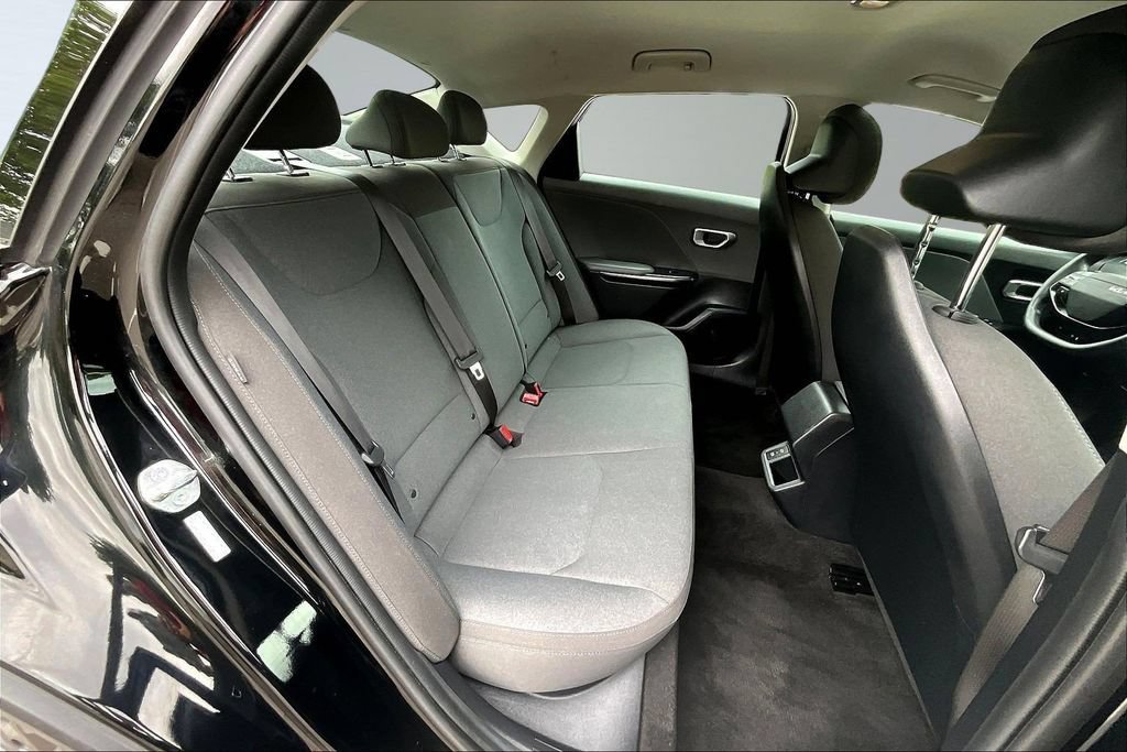 Used 2025 Kia K4 FWD image 26