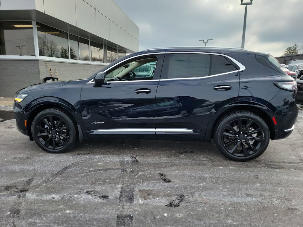 Used 2021 Buick Envision Avenir w/ Technology Package II image 7