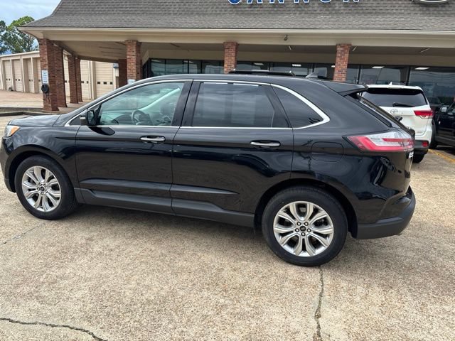 Certified 2024 Ford Edge Titanium AWD/4WD image 3