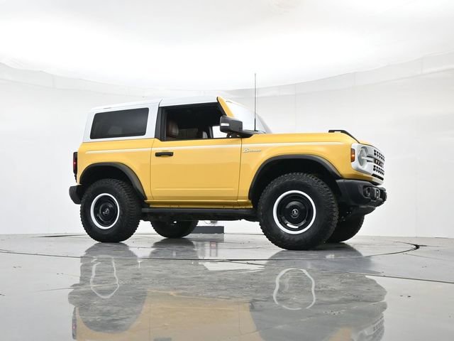 Certified 2024 Ford Bronco Heritage Edition AWD/4WD image 31