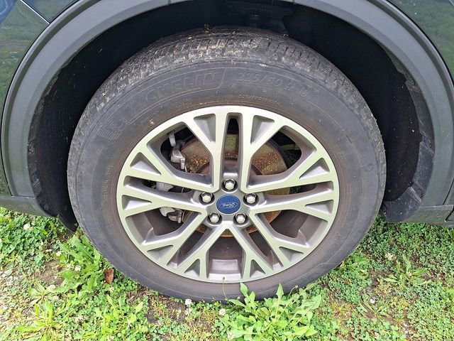 Certified 2022 Ford Escape SEL AWD/4WD image 5