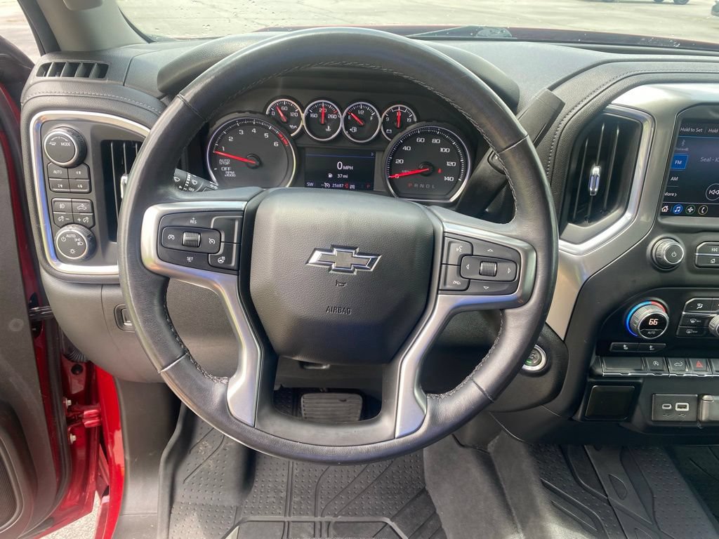 Used 2021 Chevrolet Silverado 1500 RST w/ Z71 Off-Road Package AWD/4WD image 18