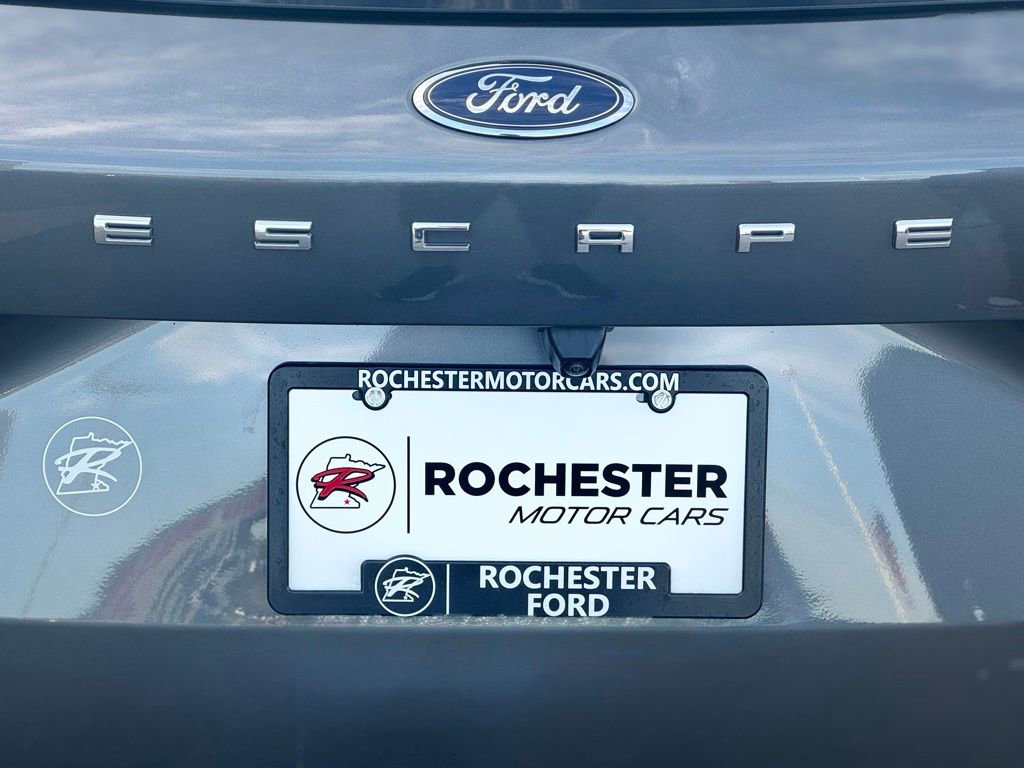 Certified 2023 Ford Escape ST-Line w/ Tech Pack #1 AWD/4WD image 44
