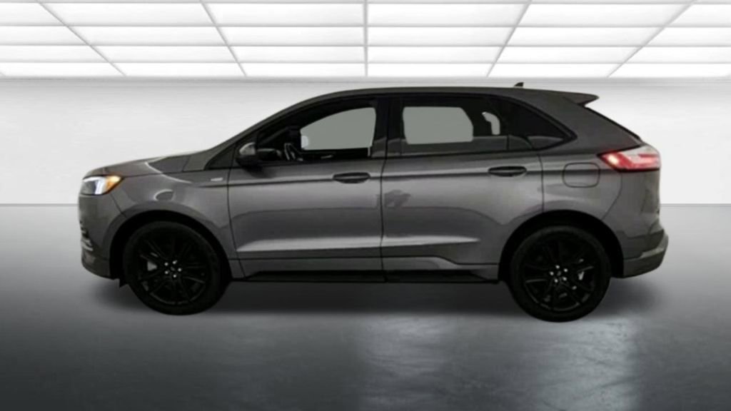 Certified 2024 Ford Edge ST-Line AWD/4WD image 5