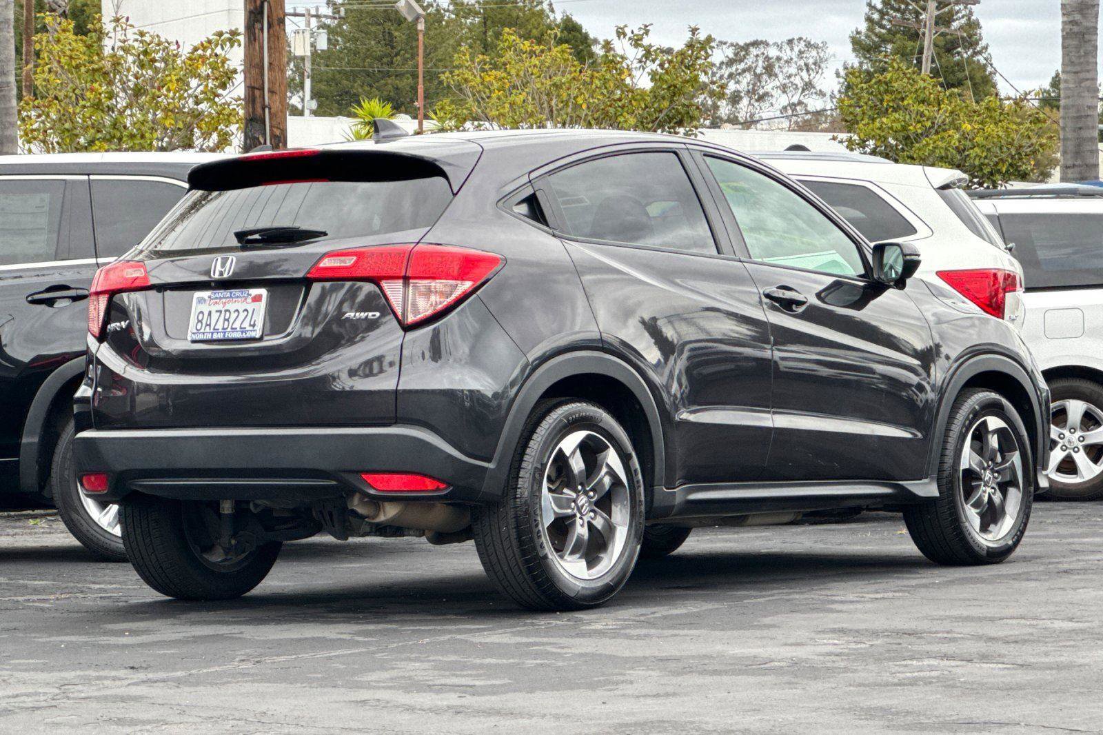 Used 2018 Honda HR-V EX image 26