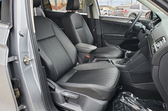 Used 2023 Volkswagen Tiguan SE image 20