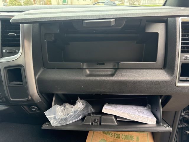 Used 2024 RAM 1500 Classic Warlock image 32