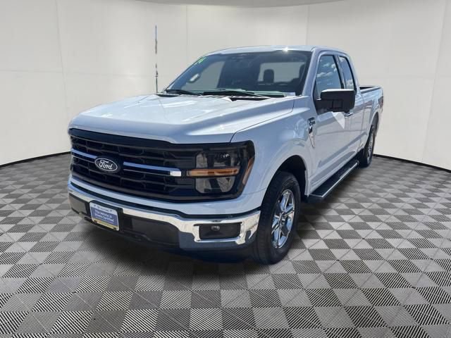 Certified 2024 Ford F150 XLT w/ Mobile Office Package RWD image 14