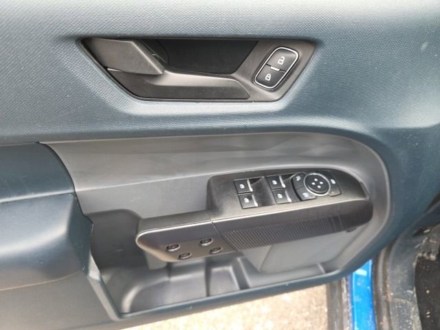 Certified 2025 Ford Maverick Lariat w/ Black Appearance Package image 15