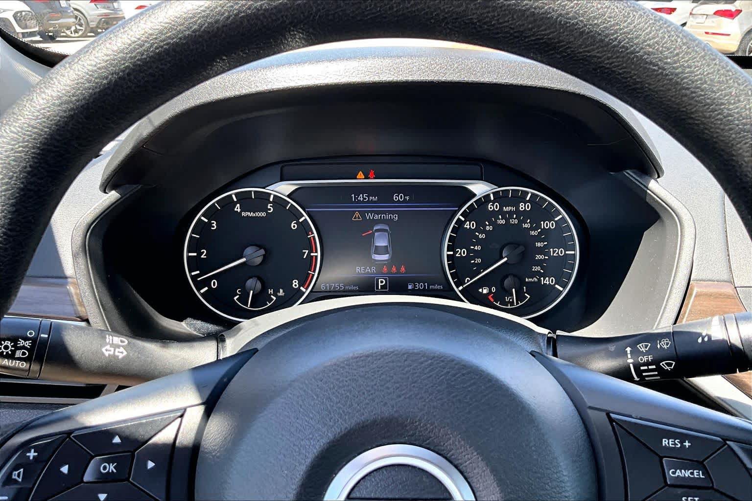 Used 2024 Nissan Altima 2.5 SV FWD image 25