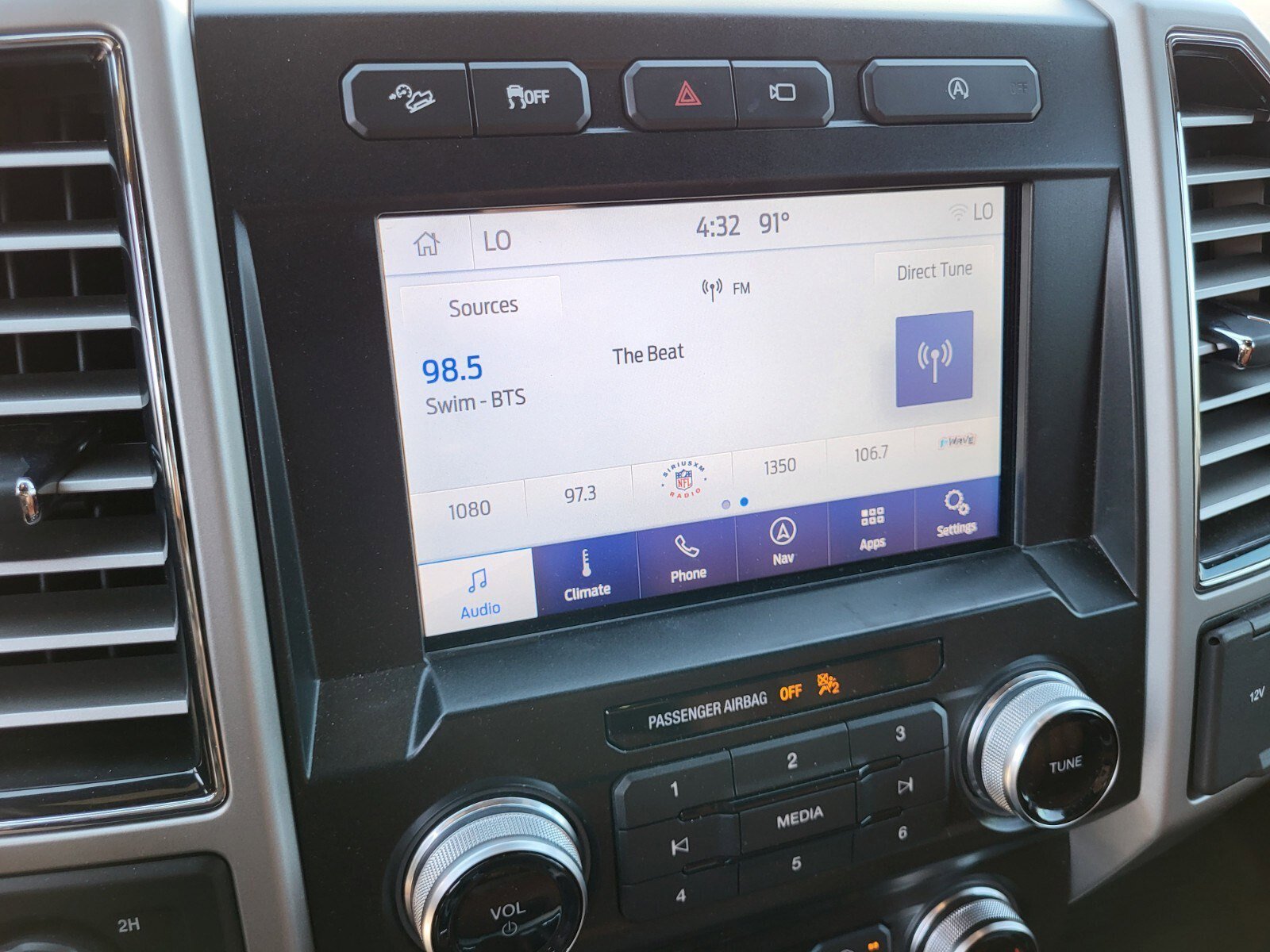 Certified 2020 Ford F150 King Ranch w/ Equipment Group 601A Luxury image 22