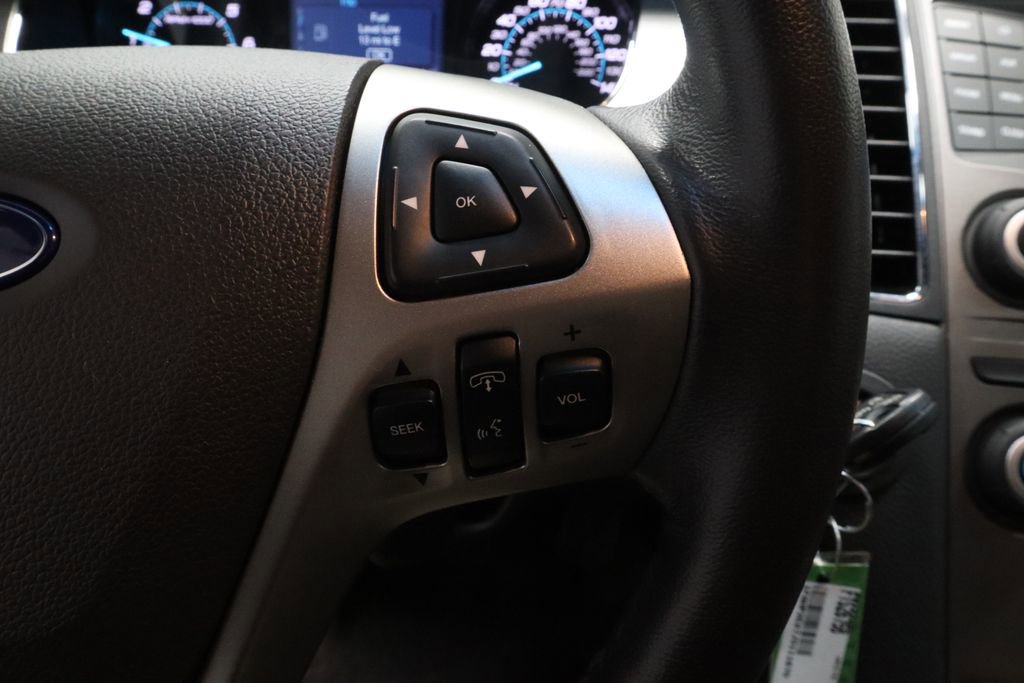 Certified 2018 Ford Taurus SEL image 27