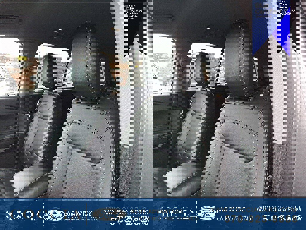 Certified 2023 Ford Explorer XLT w/ Equipment Group 202A image 15