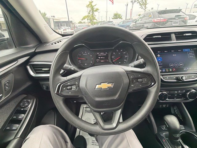 Used 2023 Chevrolet TrailBlazer LT w/ Convenience Package FWD image 23