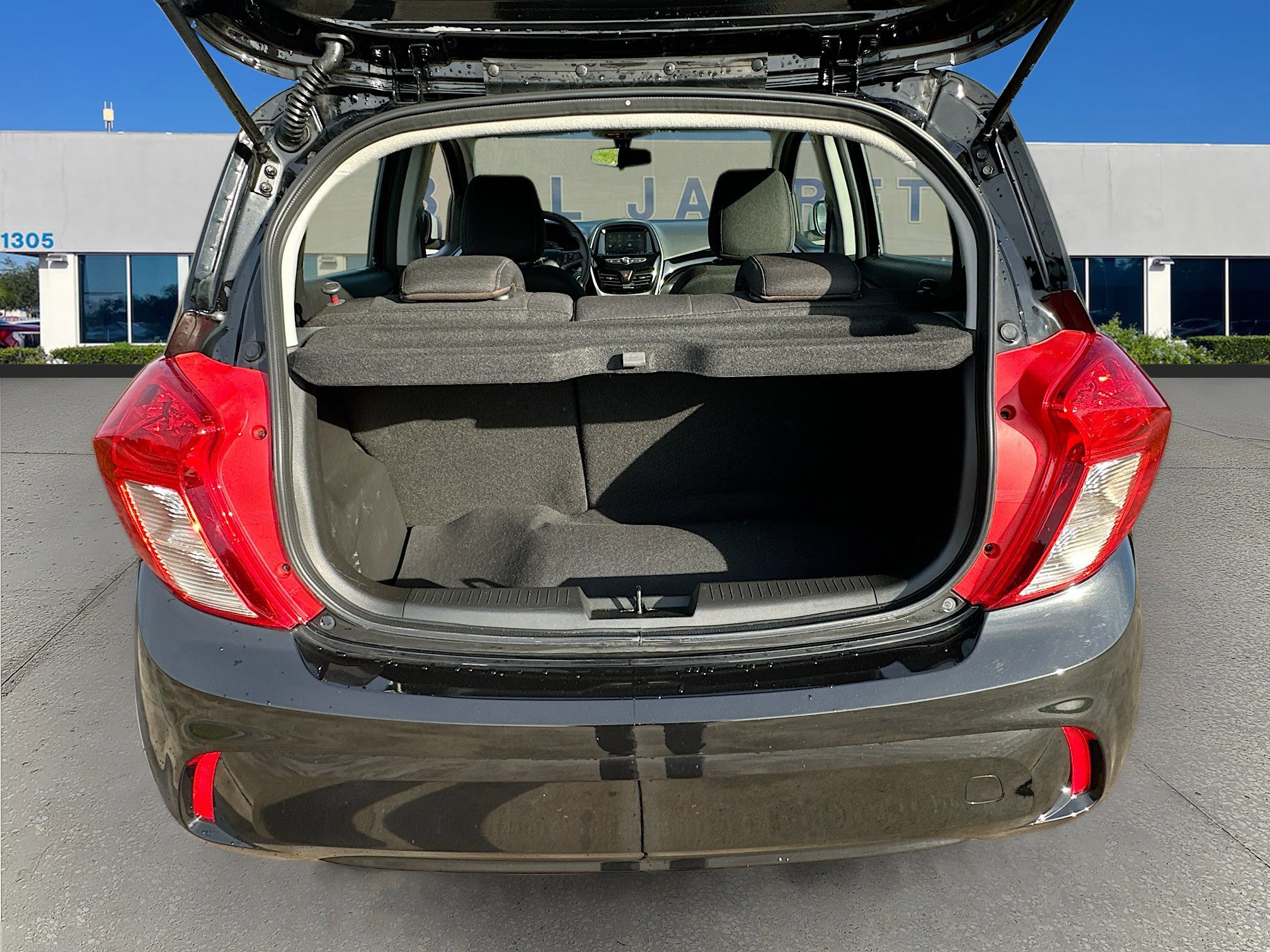 Used 2022 Chevrolet Spark LT w/ Spark Special Edition image 23