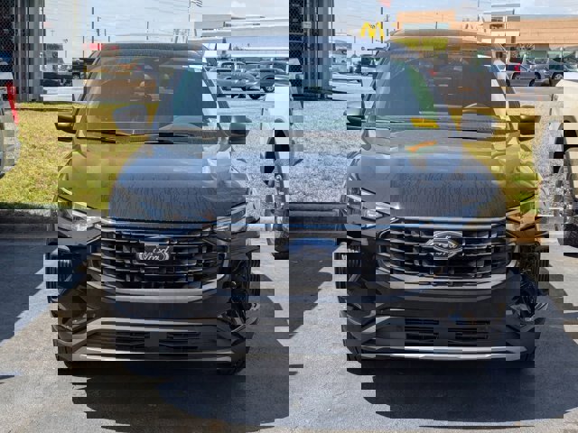 Certified 2024 Ford Escape Active w/ Tech Pack #1 image 4