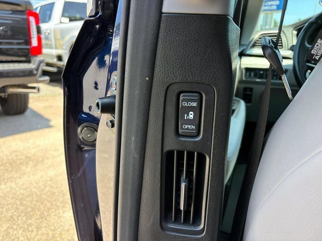 Used 2020 Honda Odyssey EX-L image 14