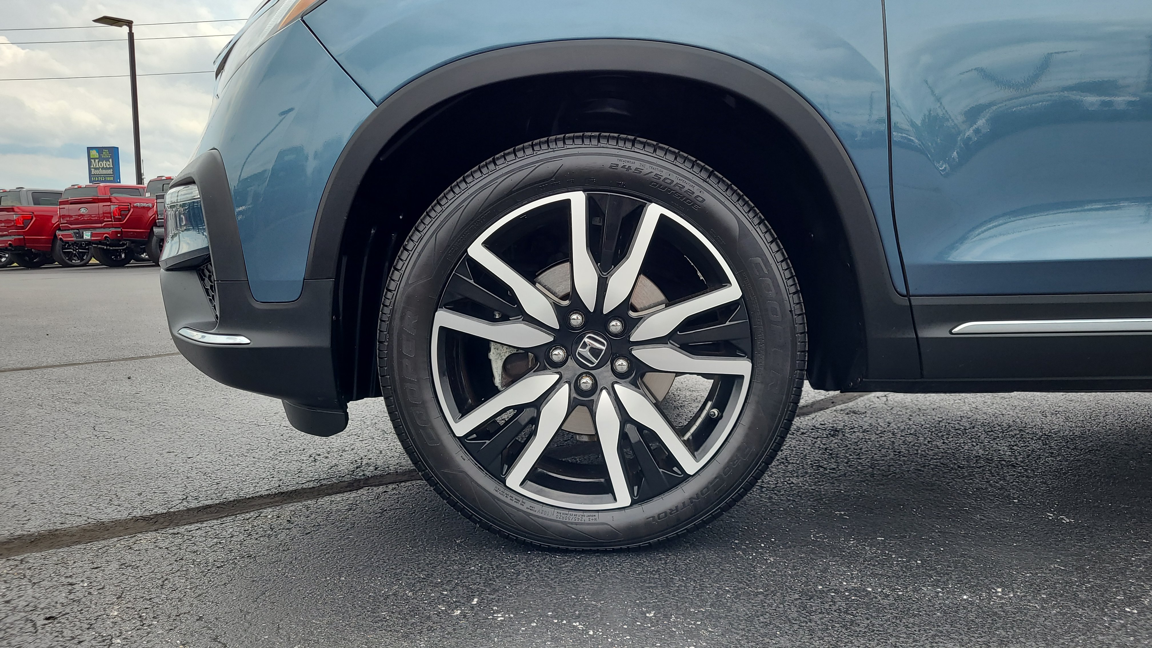 Used 2021 Honda Pilot Touring image 10