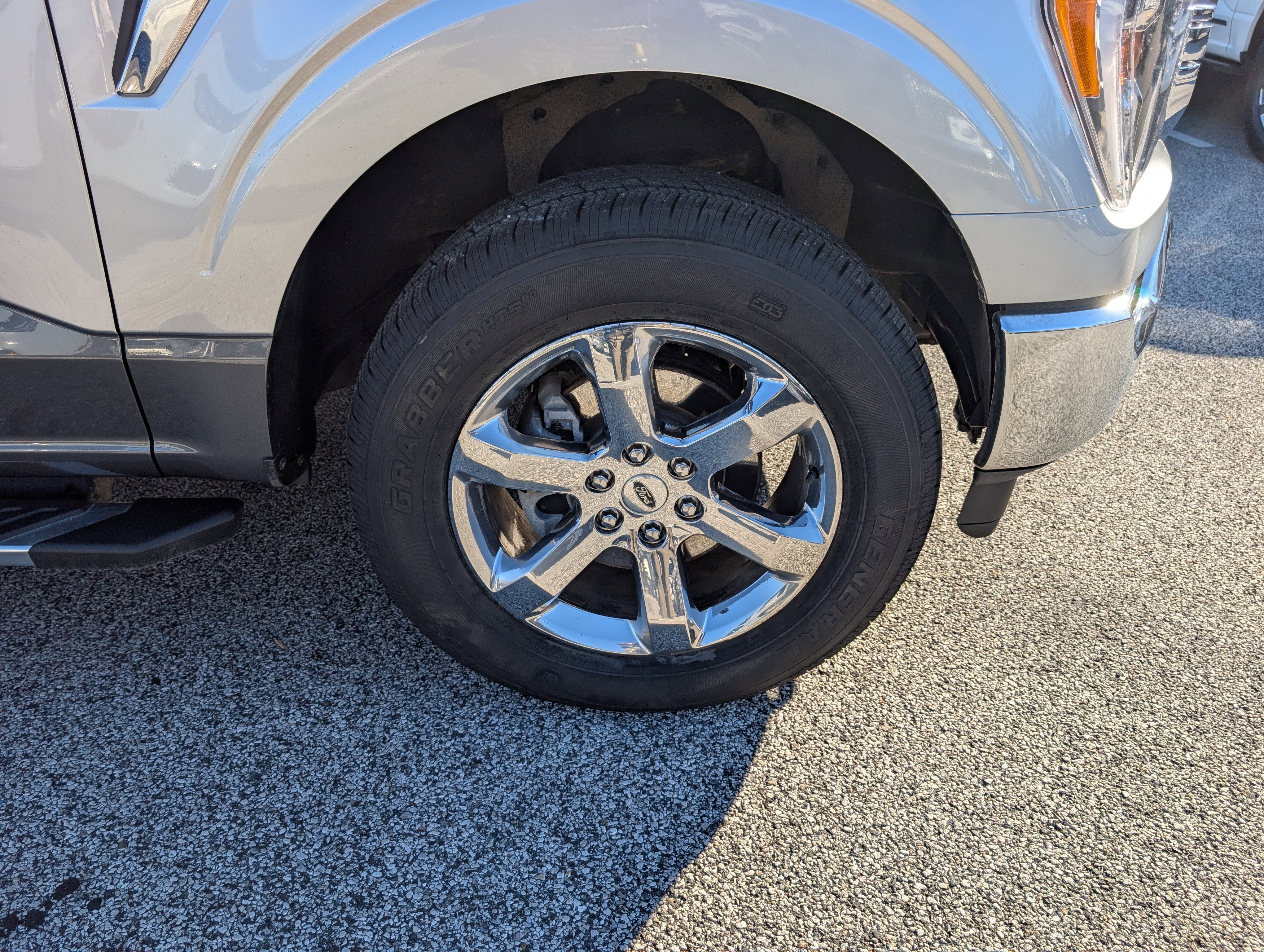 Certified 2022 Ford F150 XLT w/ Equipment Group 302A High image 11