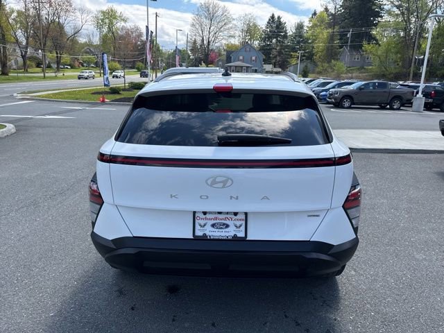 Used 2024 Hyundai Kona SEL AWD/4WD image 7