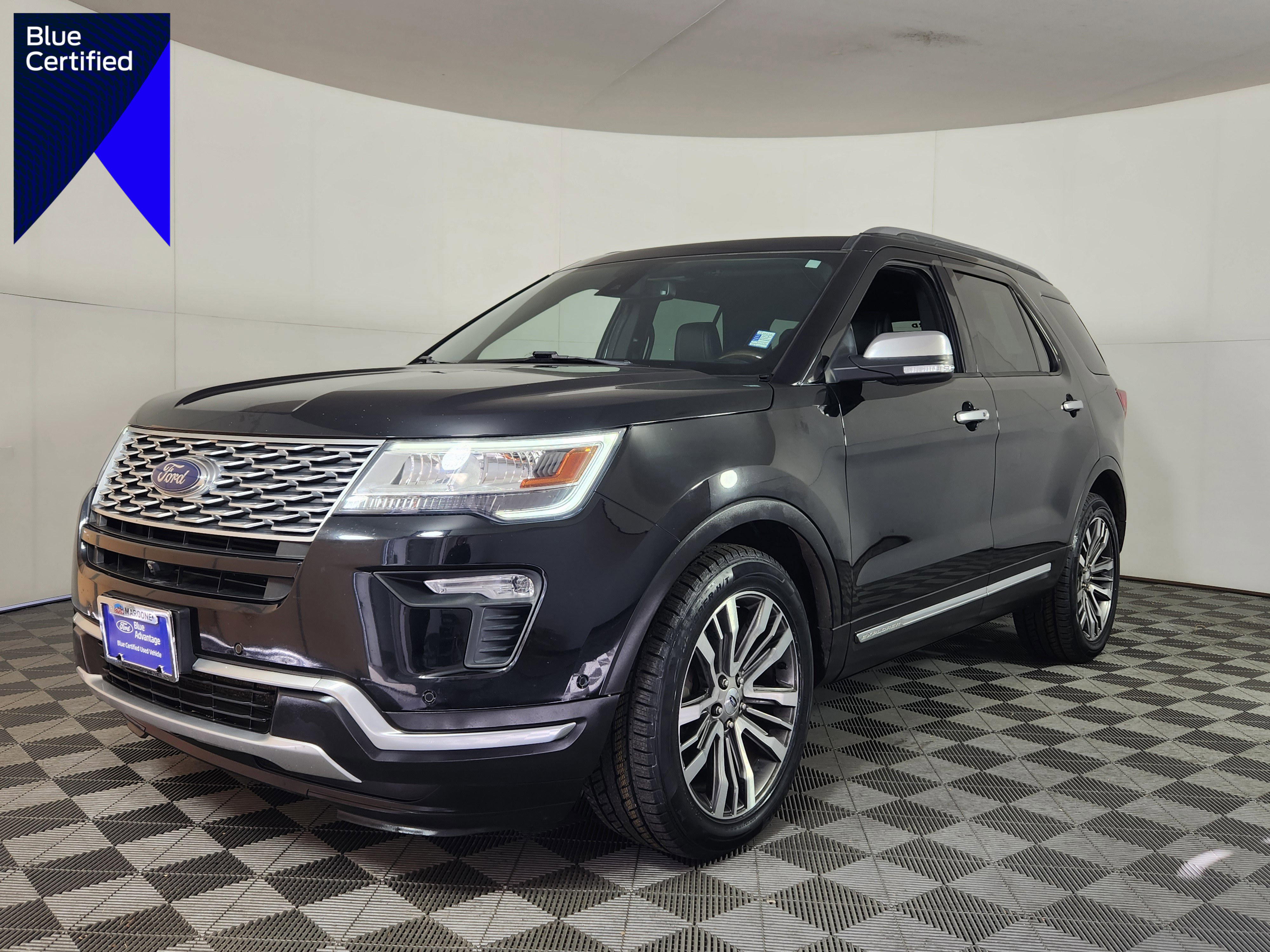 Certified 2018 Ford Explorer Platinum image 1