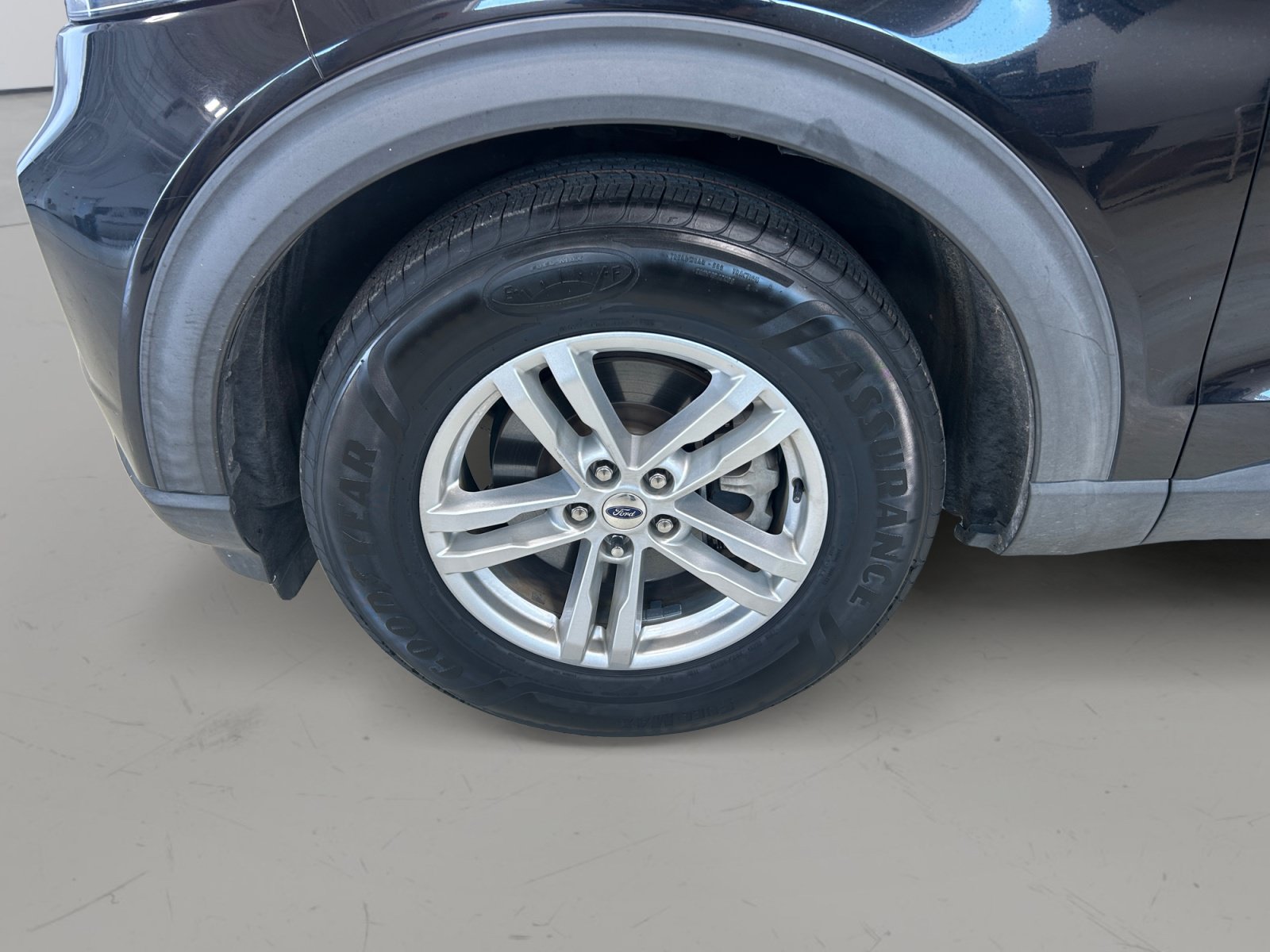 Certified 2020 Ford Explorer XLT w/ Equipment Group 202A RWD image 10