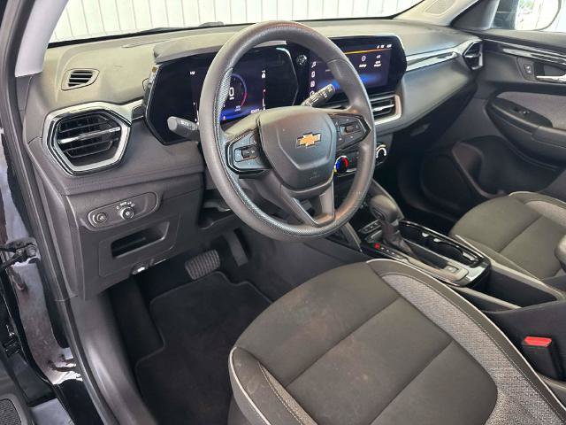 Used 2024 Chevrolet TrailBlazer LS w/ LS Convenience Package FWD image 22