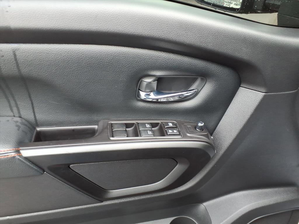 Used 2021 Nissan Titan PRO-4X w/ Off Road Protection Package image 11