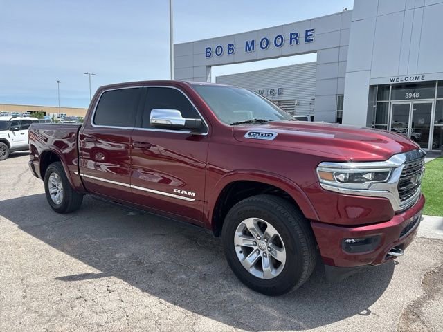 Used 2023 RAM 1500 Limited w/ Body Color Bumper Group AWD/4WD image 3