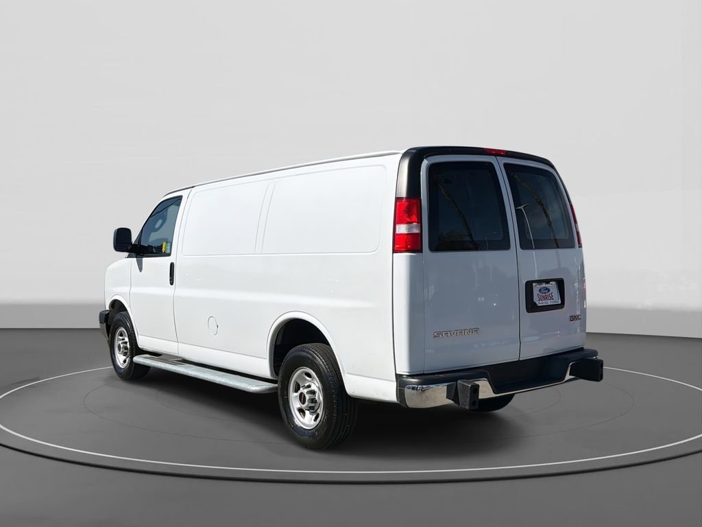 Used 2024 GMC Savana 2500 w/ Driver Convenience Package image 2