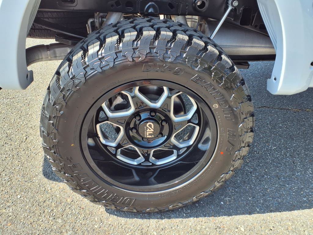 Certified 2022 Ford F150 XLT w/ Equipment Group 302A High image 20