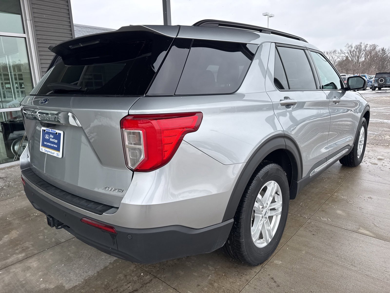 Certified 2023 Ford Explorer XLT w/ Class IV Trailer Tow Package image 5