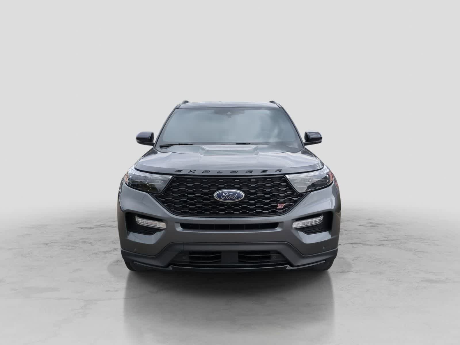 Certified 2024 Ford Explorer ST w/ Equipment Group 401A AWD/4WD image 3