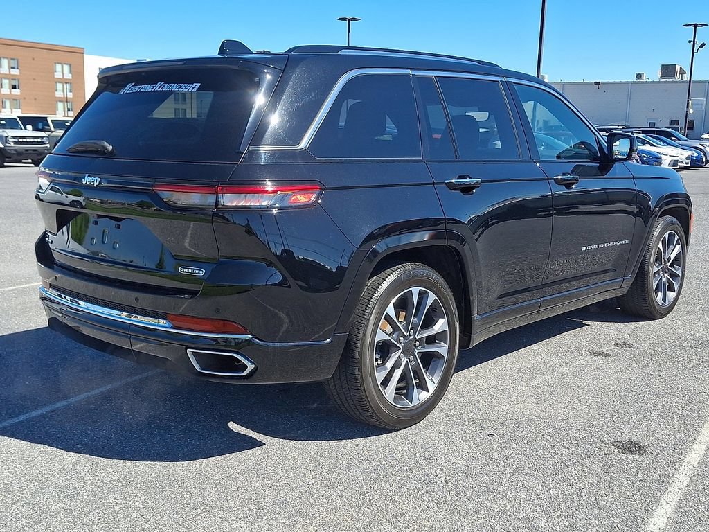 Used 2024 Jeep Grand Cherokee Overland w/ Trailer Tow Package AWD/4WD image 6